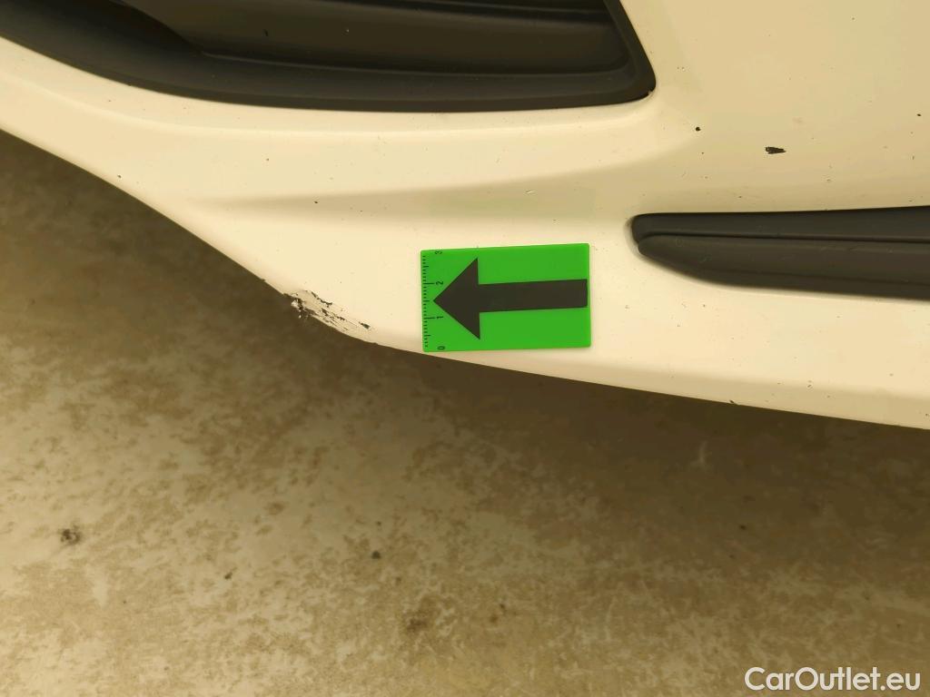  Toyota  Corolla 1.5 Eco #8
