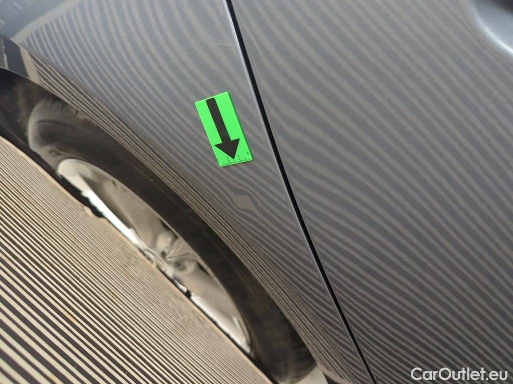  Toyota  Corolla 1.8 Hybrid Dynamic HSD E-CVT #6