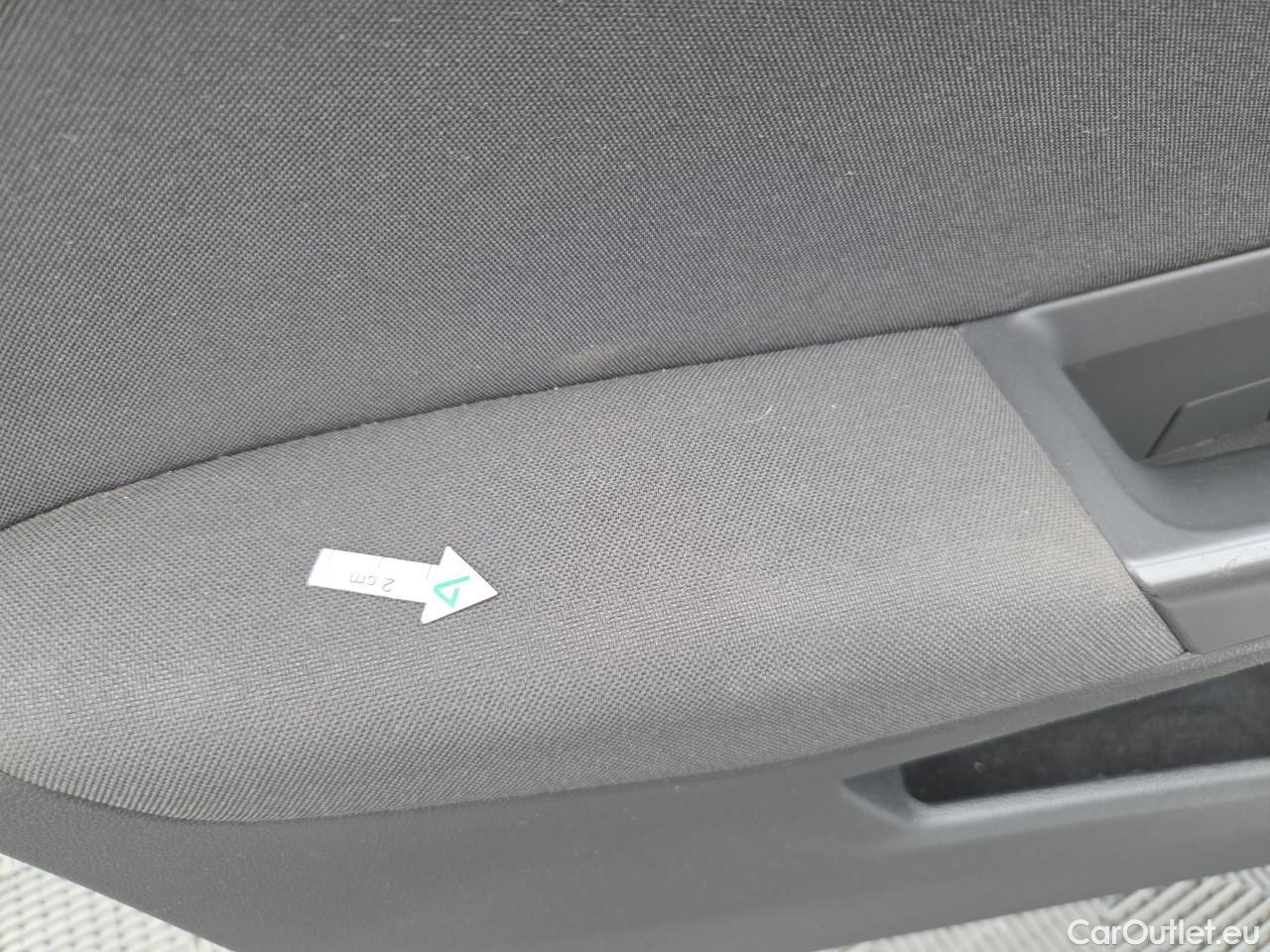  Volkswagen  Golf  Life 1.5 TSI ACT #26