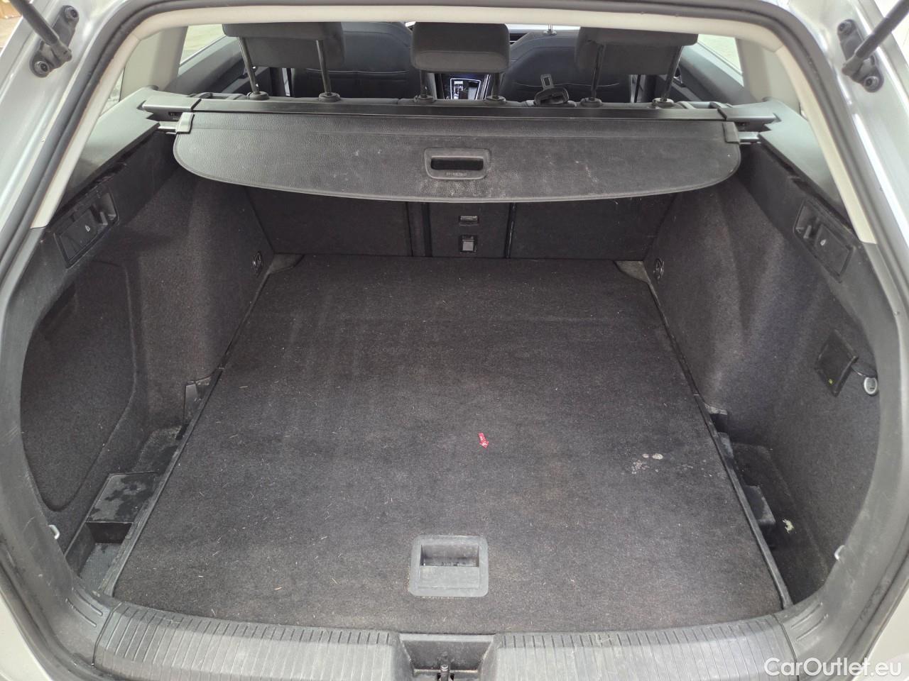  Volkswagen  Golf  Style 1.5 eTSI DSG mild-Hybrid 150CP #33