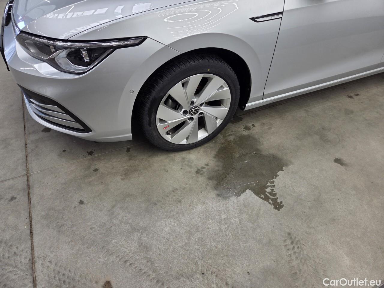 Volkswagen  Golf  Style 1.5 eTSI DSG mild-Hybrid 150CP #4