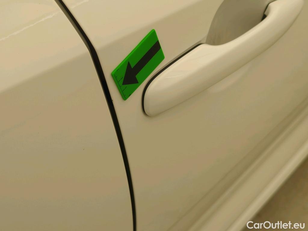  Toyota  Corolla 1.5 Eco #24