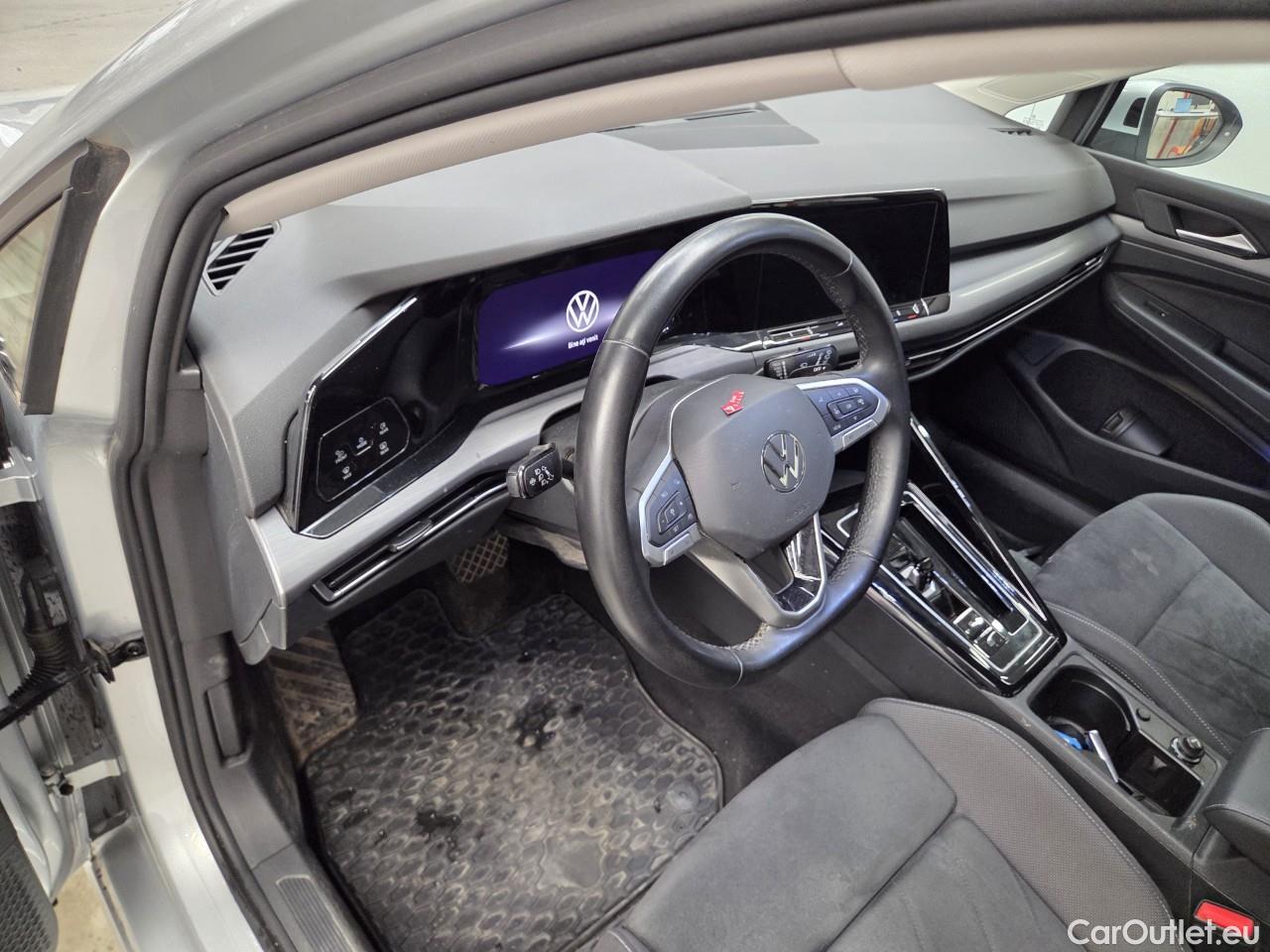  Volkswagen  Golf  Style 1.5 eTSI DSG mild-Hybrid 150CP #26