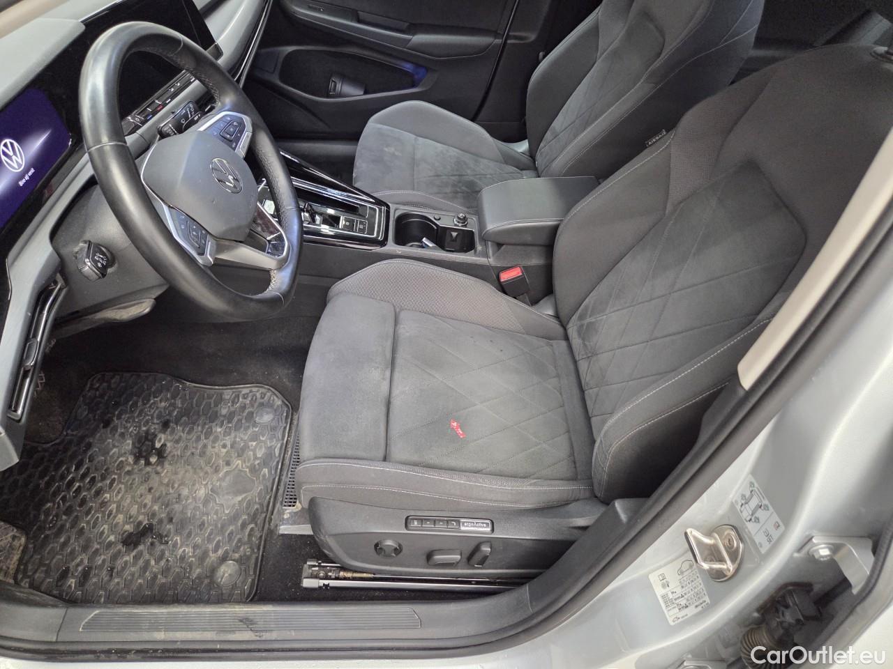  Volkswagen  Golf  Style 1.5 eTSI DSG mild-Hybrid 150CP #23