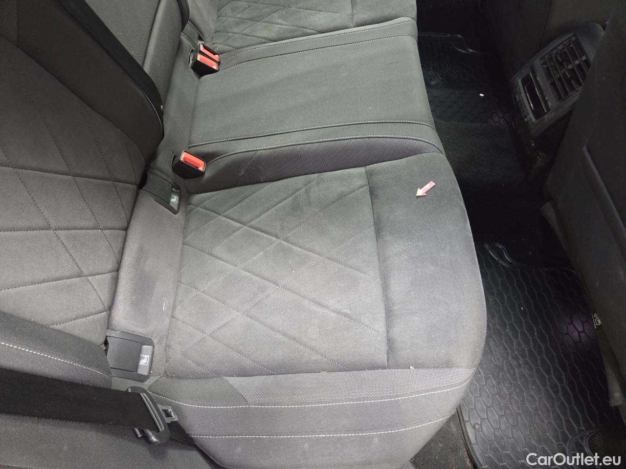  Volkswagen  Golf  Style 1.5 eTSI DSG mild-Hybrid 150CP #29
