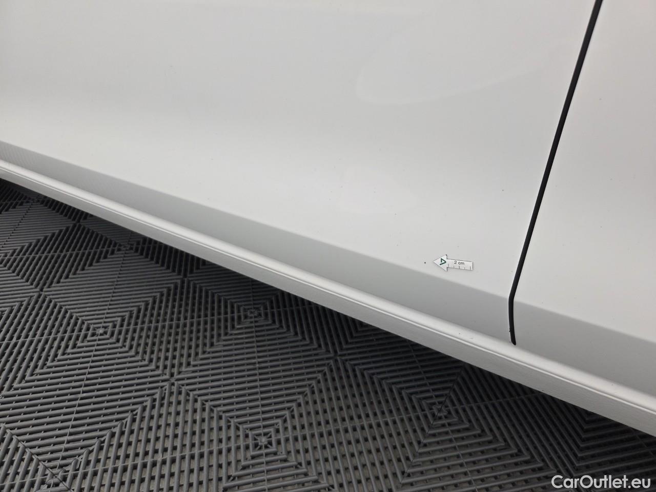  Volkswagen  Golf  Life 1.5 TSI ACT #1