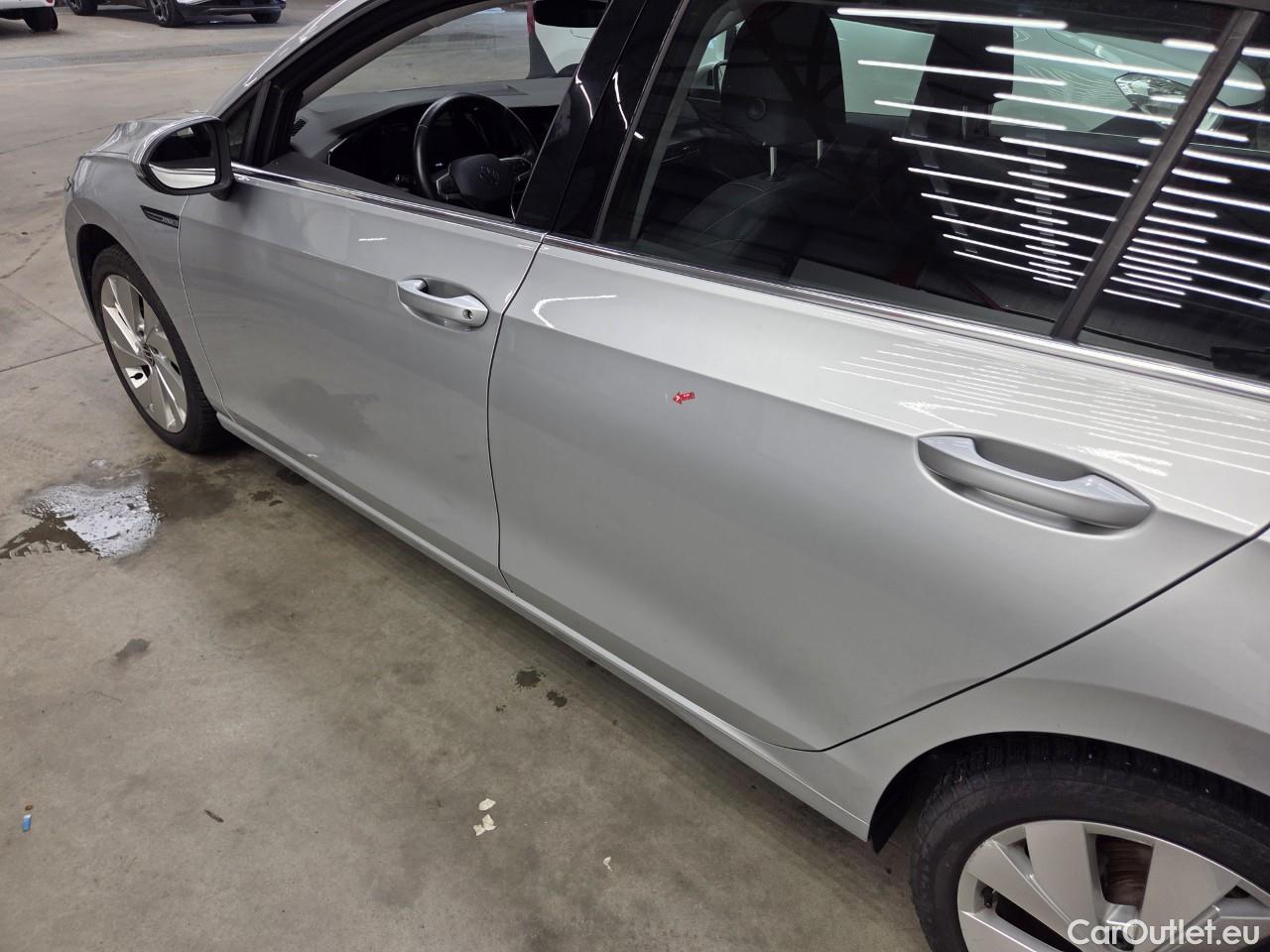  Volkswagen  Golf  Style 1.5 eTSI DSG mild-Hybrid 150CP #19