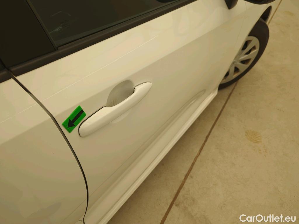  Toyota  Corolla 1.5 Eco #23