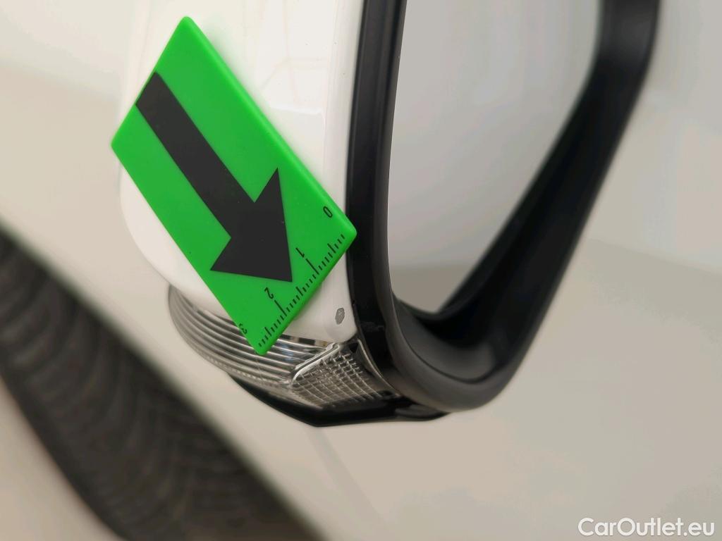  Toyota  Corolla 1.5 Eco #28