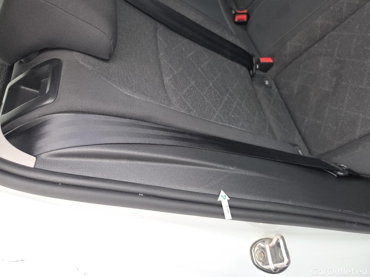  Volkswagen  Golf  Life 1.5 TSI ACT #43