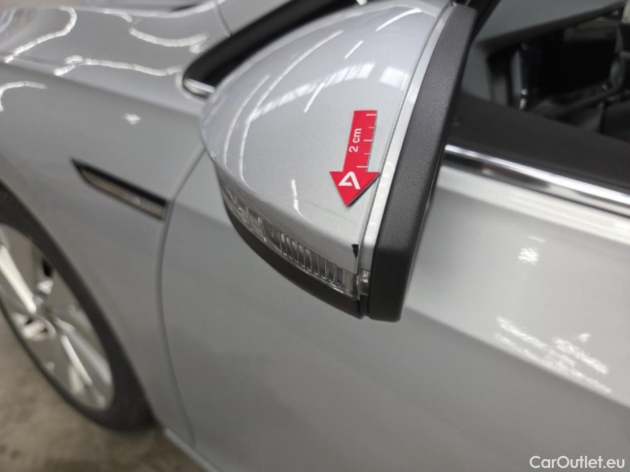  Volkswagen  Golf  Style 1.5 eTSI DSG mild-Hybrid 150CP #2
