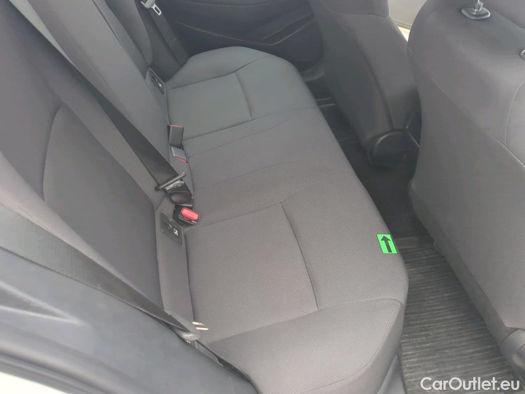  Toyota  Corolla 1.5 Eco #11
