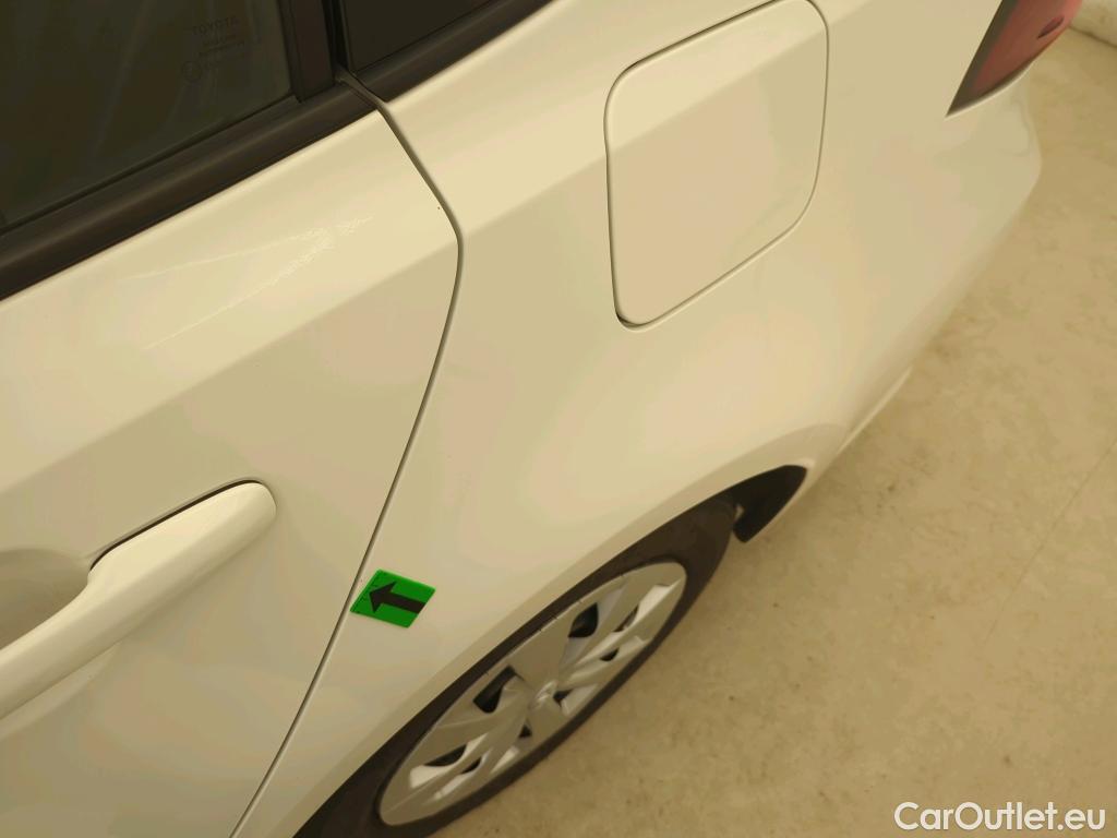  Toyota  Corolla 1.5 Eco #33