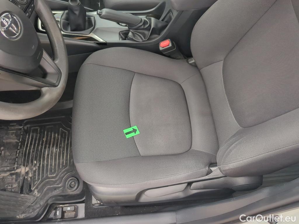  Toyota  Corolla 1.5 Eco #19