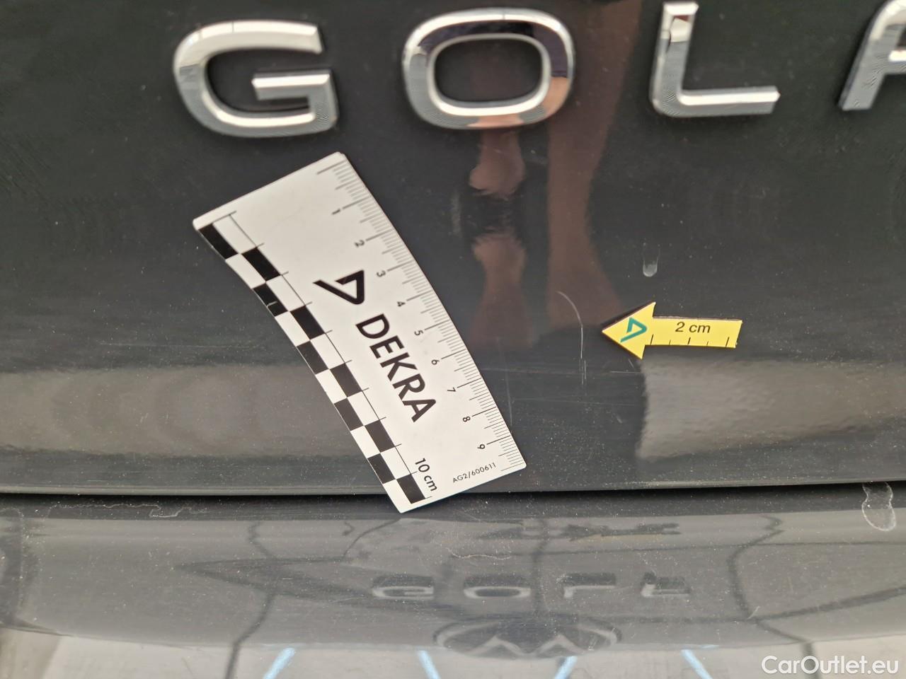  Volkswagen  Golf  Life 1.0 TSI #28