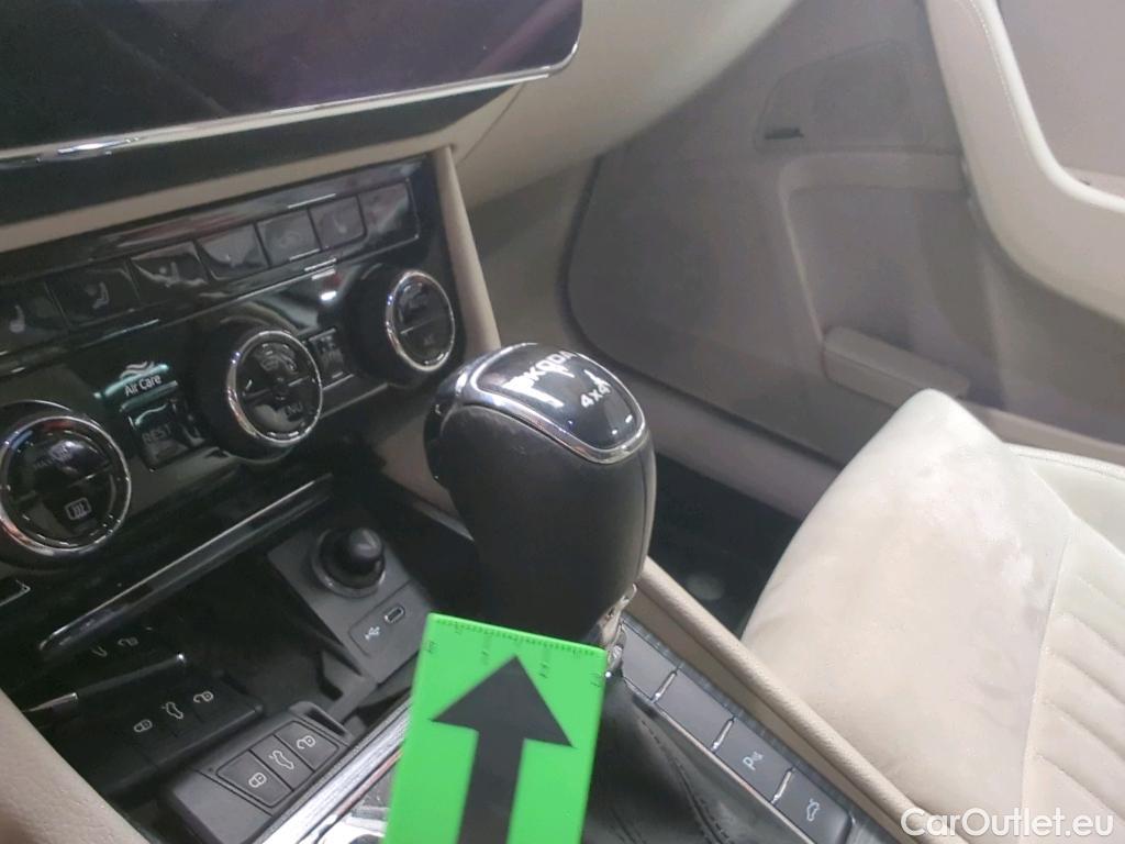  Skoda  Superb 2.0 TDI 200CP Style DSG 4x4 #15