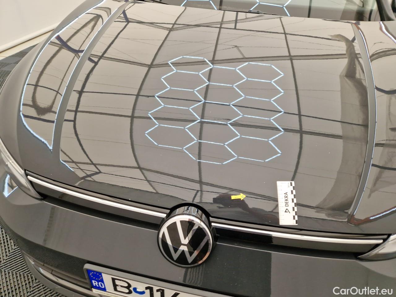  Volkswagen  Golf  Life 1.0 TSI #11