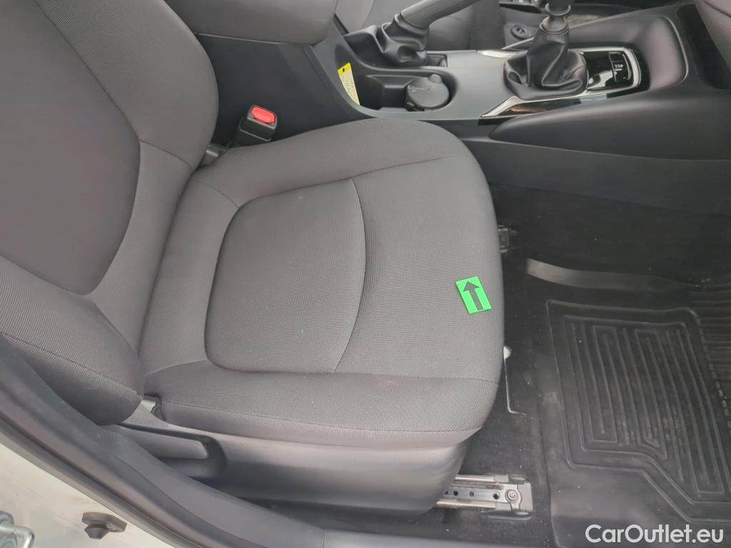  Toyota  Corolla 1.5 Eco #15