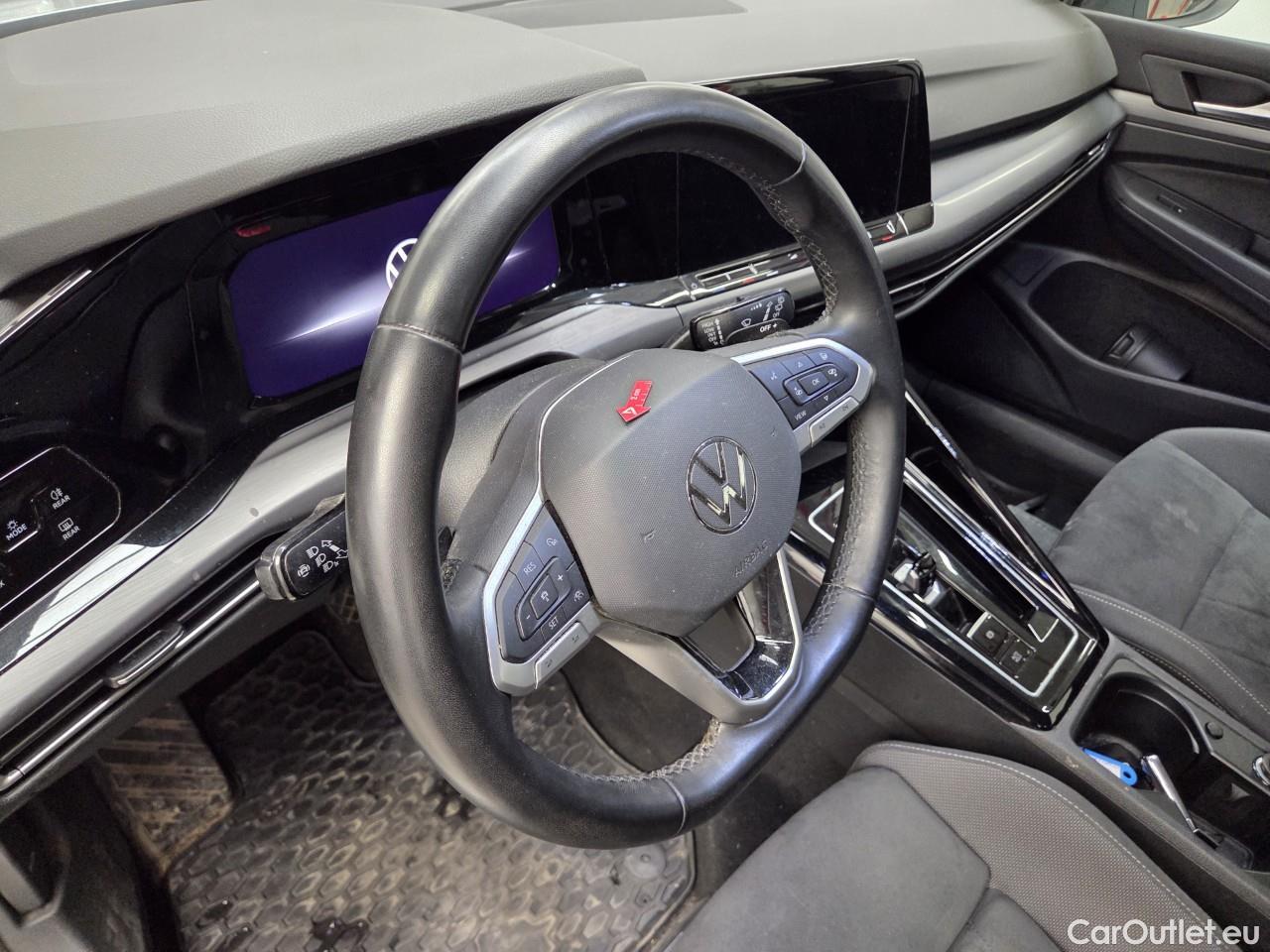  Volkswagen  Golf  Style 1.5 eTSI DSG mild-Hybrid 150CP #25