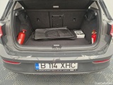  Volkswagen  Golf  Life 1.0 TSI #9