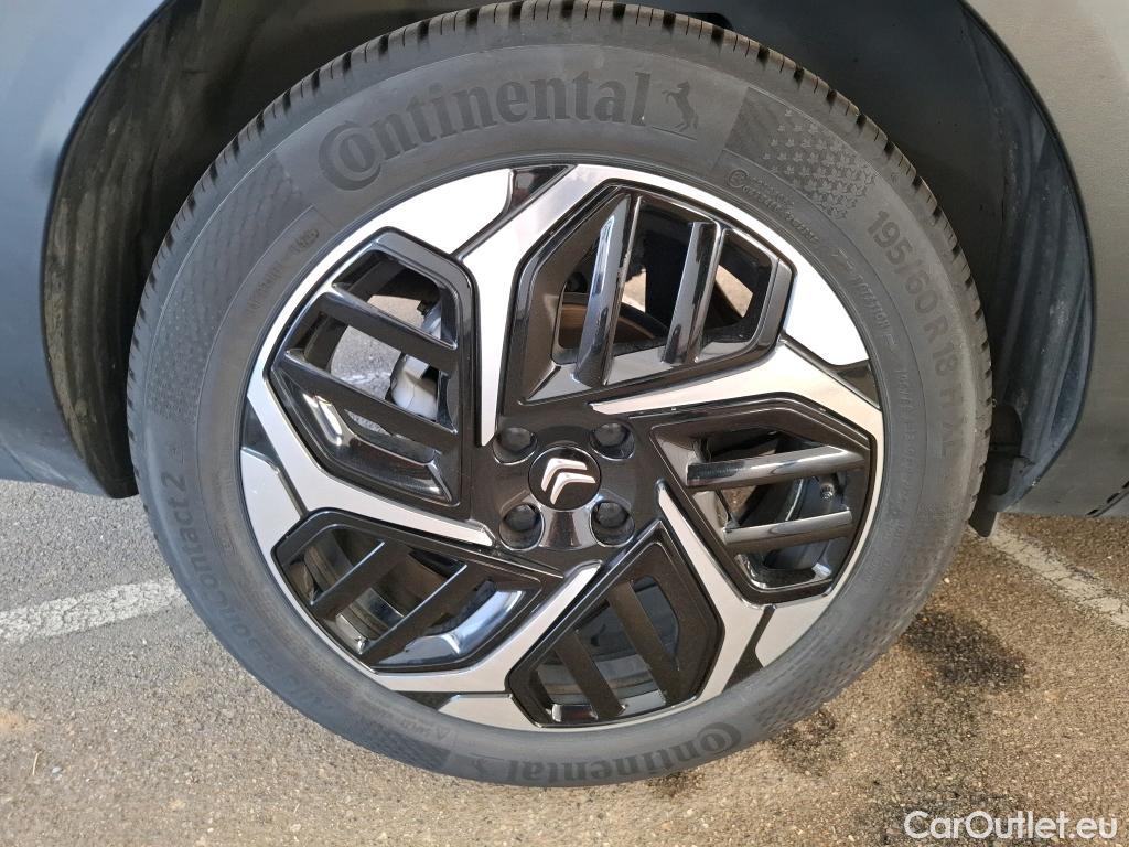  Citroen  C4 CITROEN  X / 2022 / 4P / Berline PureTech 130 S&S EAT8 Shine #49