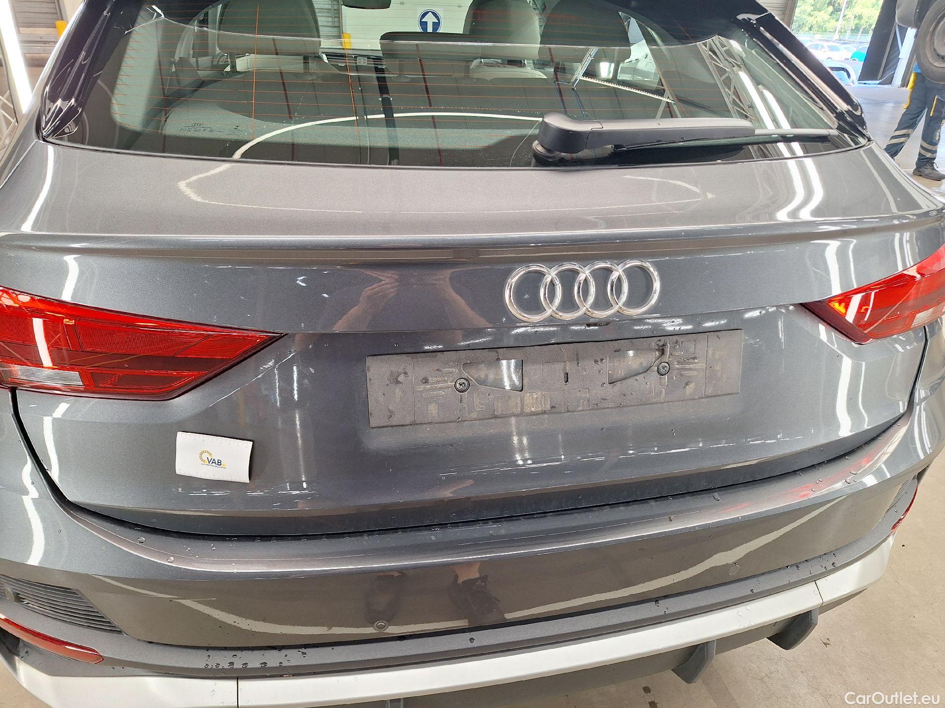  Audi  Q3 Audi,  SB '19, Audi  Sportback 35 TDI S tronic S Line Business  #8