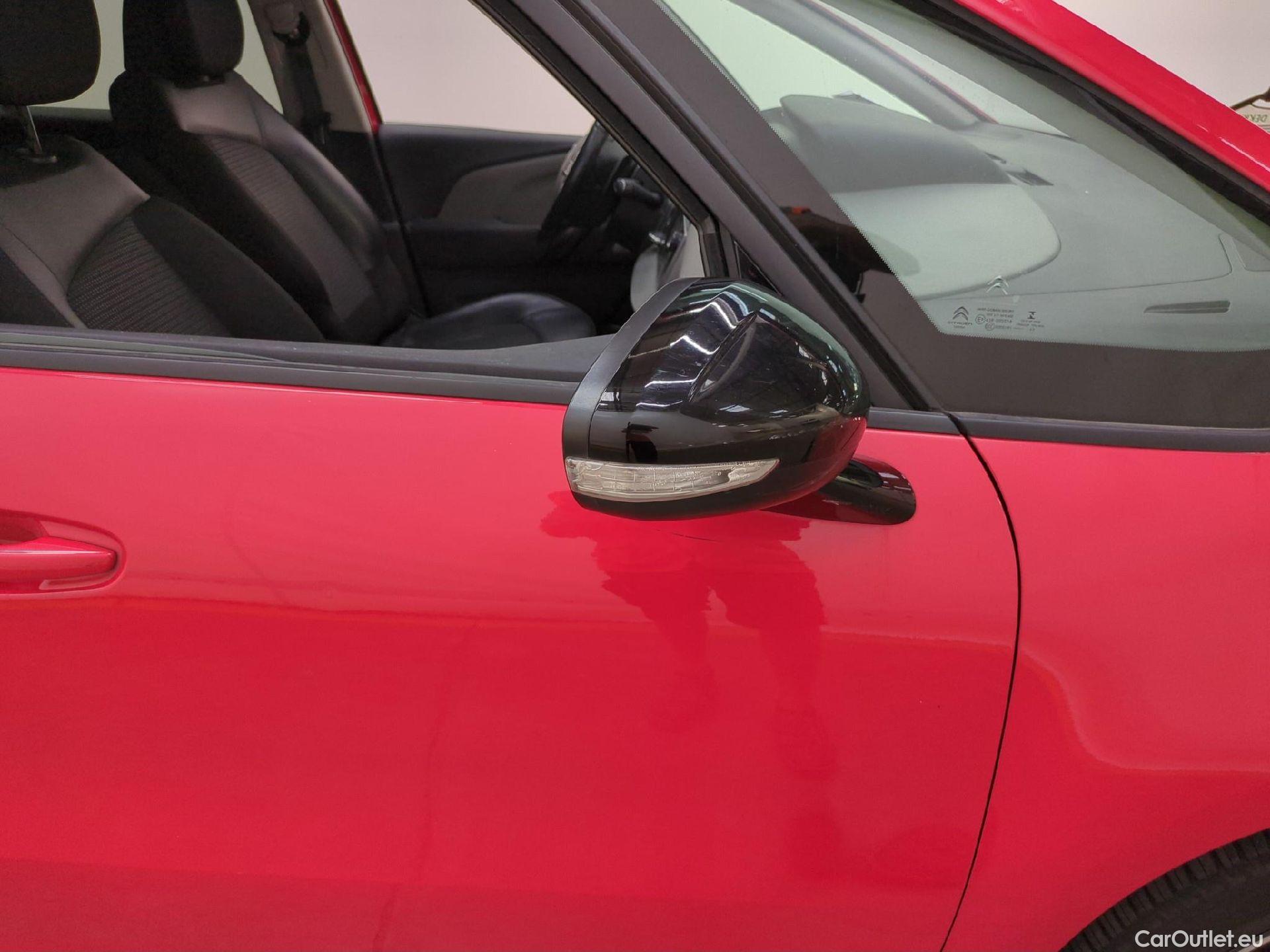  Citroen  C4 Grand Picasso /Spacetourer Shine 1.5 BlueHDi 130CV BVA8 E6d / Vo Repeint en Rouge / Teinte SIV Blanc Banquise #70
