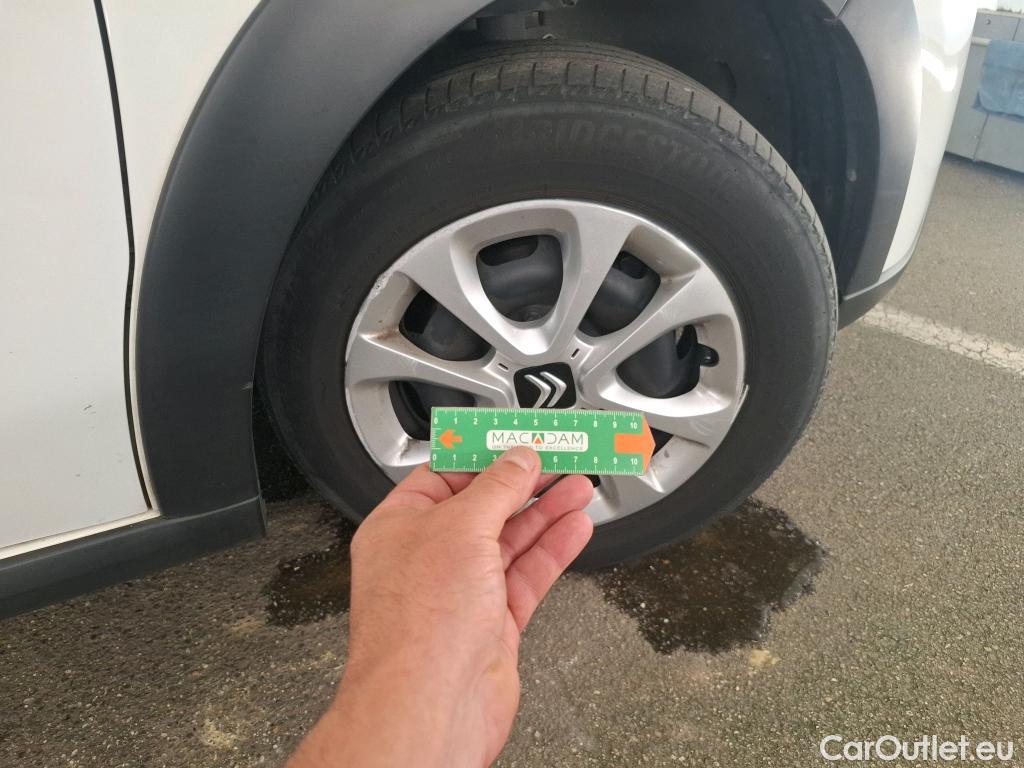  Citroen  C3  Société Feel 1.5 BlueHDI 100CV BVM6 E6d #6