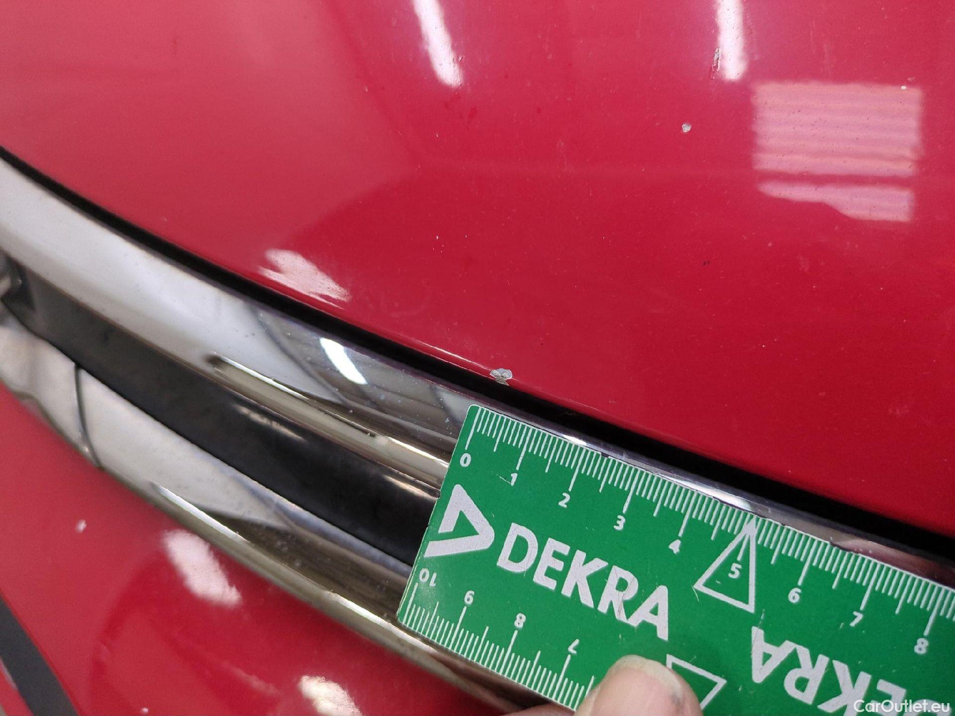  Citroen  C4 Grand Picasso /Spacetourer Shine 1.5 BlueHDi 130CV BVA8 E6d / Vo Repeint en Rouge / Teinte SIV Blanc Banquise #84