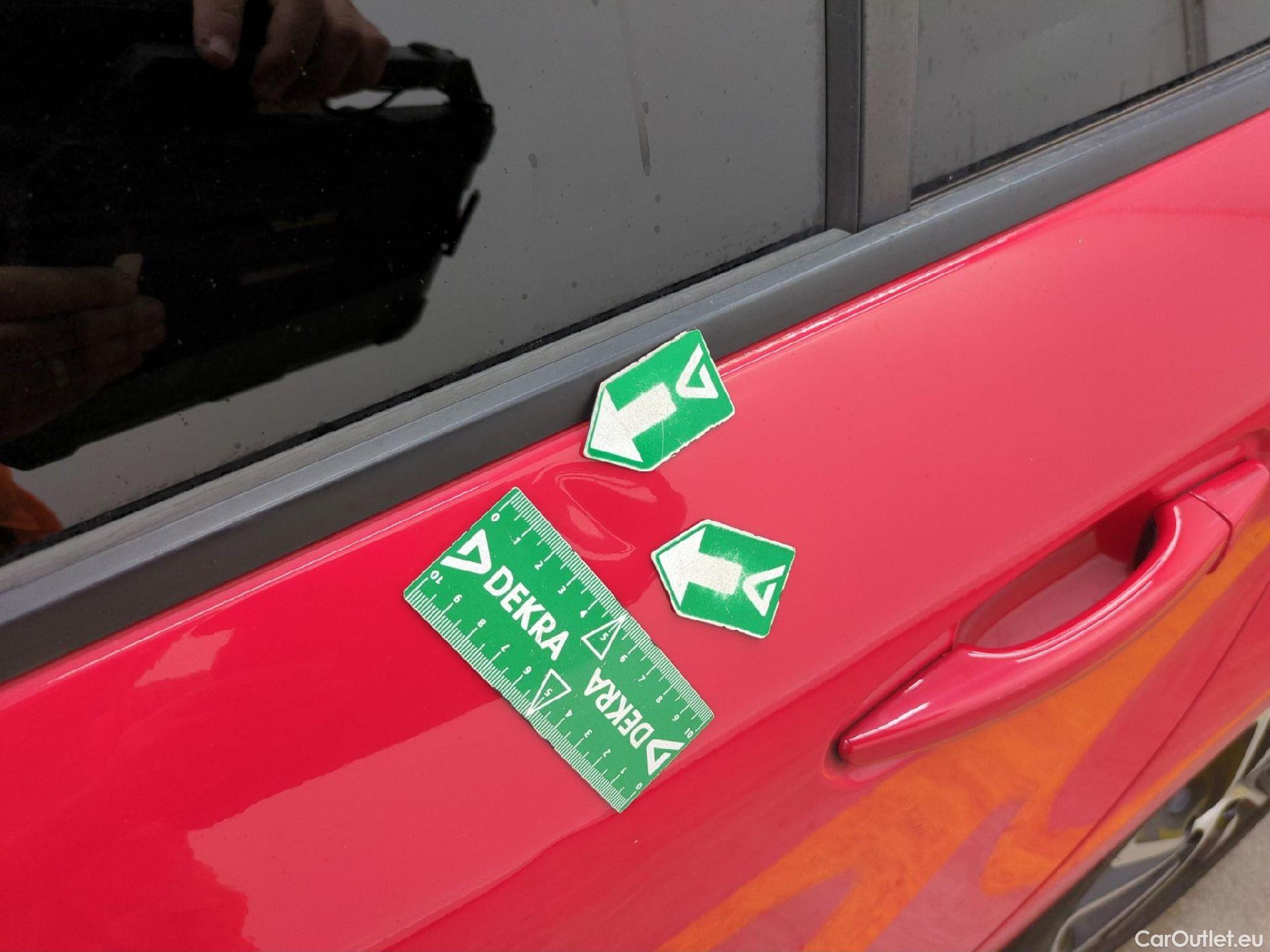  Citroen  C4 Grand Picasso /Spacetourer Shine 1.5 BlueHDi 130CV BVA8 E6d / Vo Repeint en Rouge / Teinte SIV Blanc Banquise #36