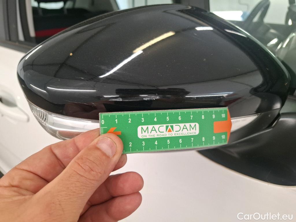  Citroen  C3  Société Feel 1.5 BlueHDI 100CV BVM6 E6d #25