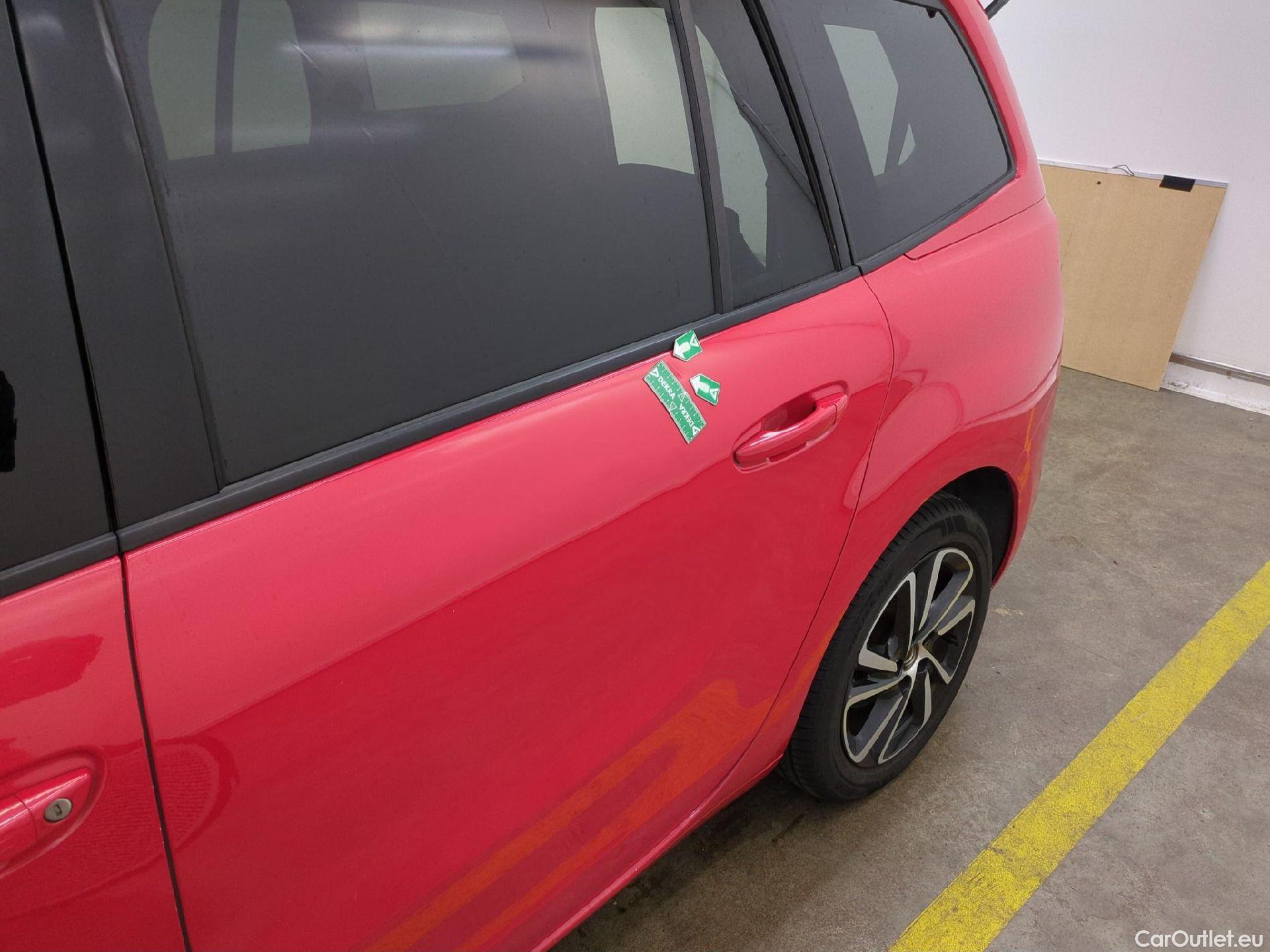  Citroen  C4 Grand Picasso /Spacetourer Shine 1.5 BlueHDi 130CV BVA8 E6d / Vo Repeint en Rouge / Teinte SIV Blanc Banquise #33