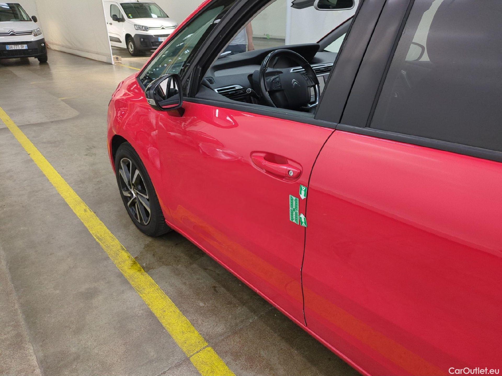  Citroen  C4 Grand Picasso /Spacetourer Shine 1.5 BlueHDi 130CV BVA8 E6d / Vo Repeint en Rouge / Teinte SIV Blanc Banquise #32