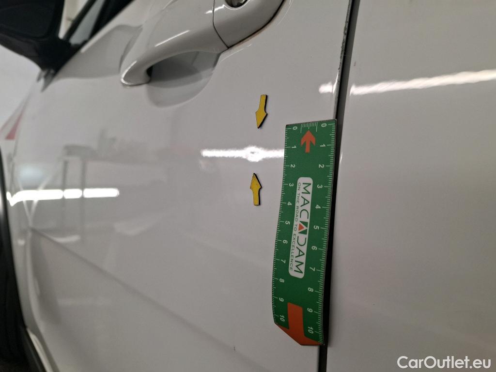  Citroen  C3  Société Feel 1.5 BlueHDI 100CV BVM6 E6d #18