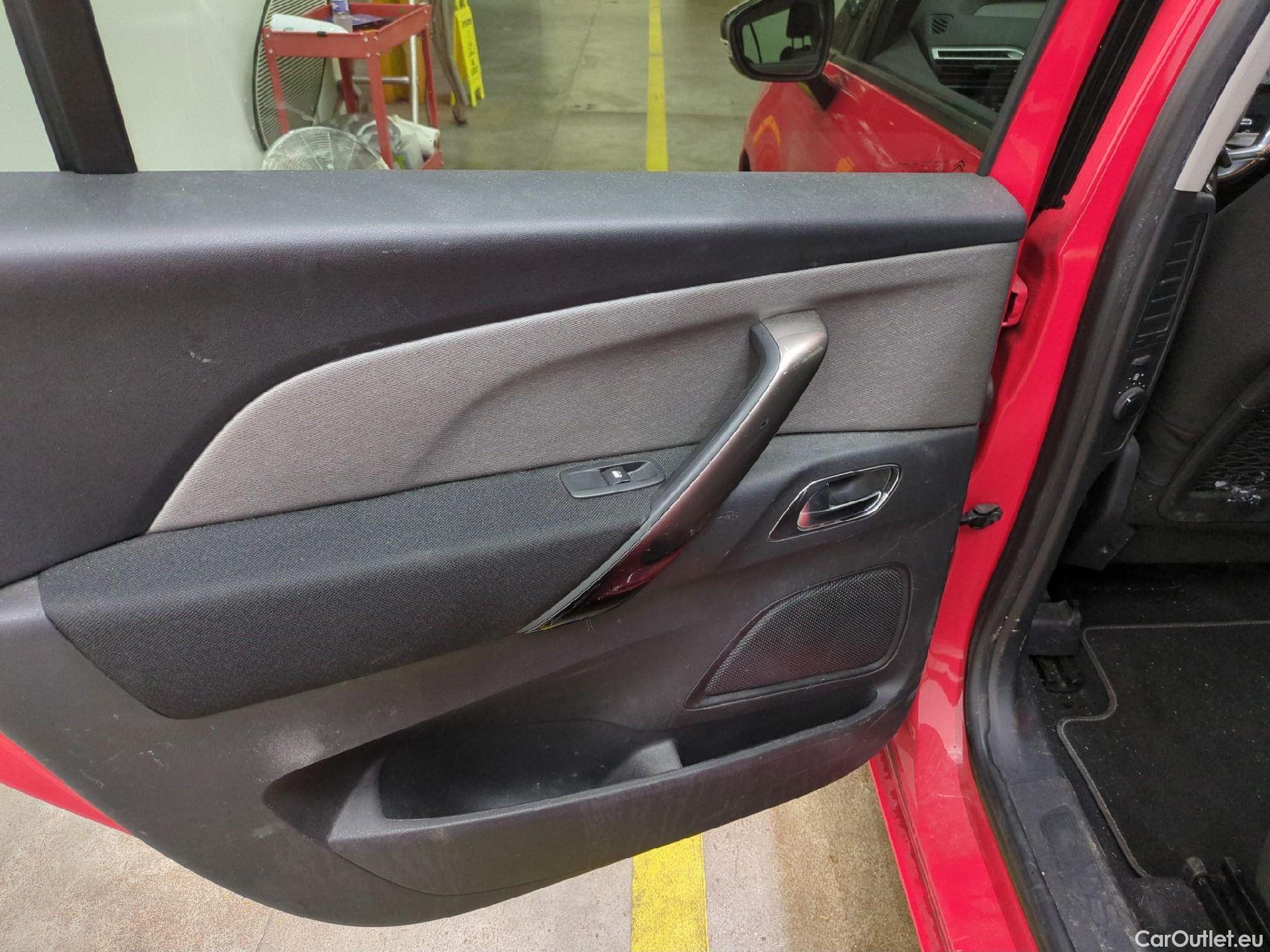  Citroen  C4 Grand Picasso /Spacetourer Shine 1.5 BlueHDi 130CV BVA8 E6d / Vo Repeint en Rouge / Teinte SIV Blanc Banquise #95