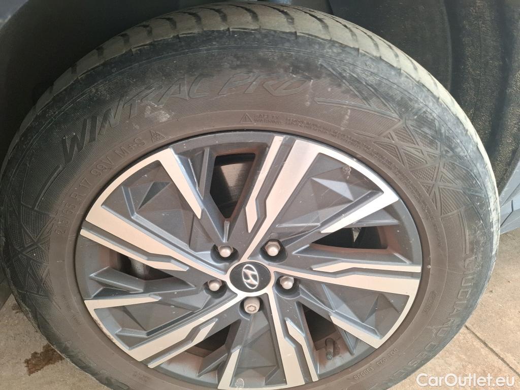  Hyundai  Tucson HYUNDAI  / 2020 / 5P / SUV 1.6 HYBRID 230 CREATIVE #13