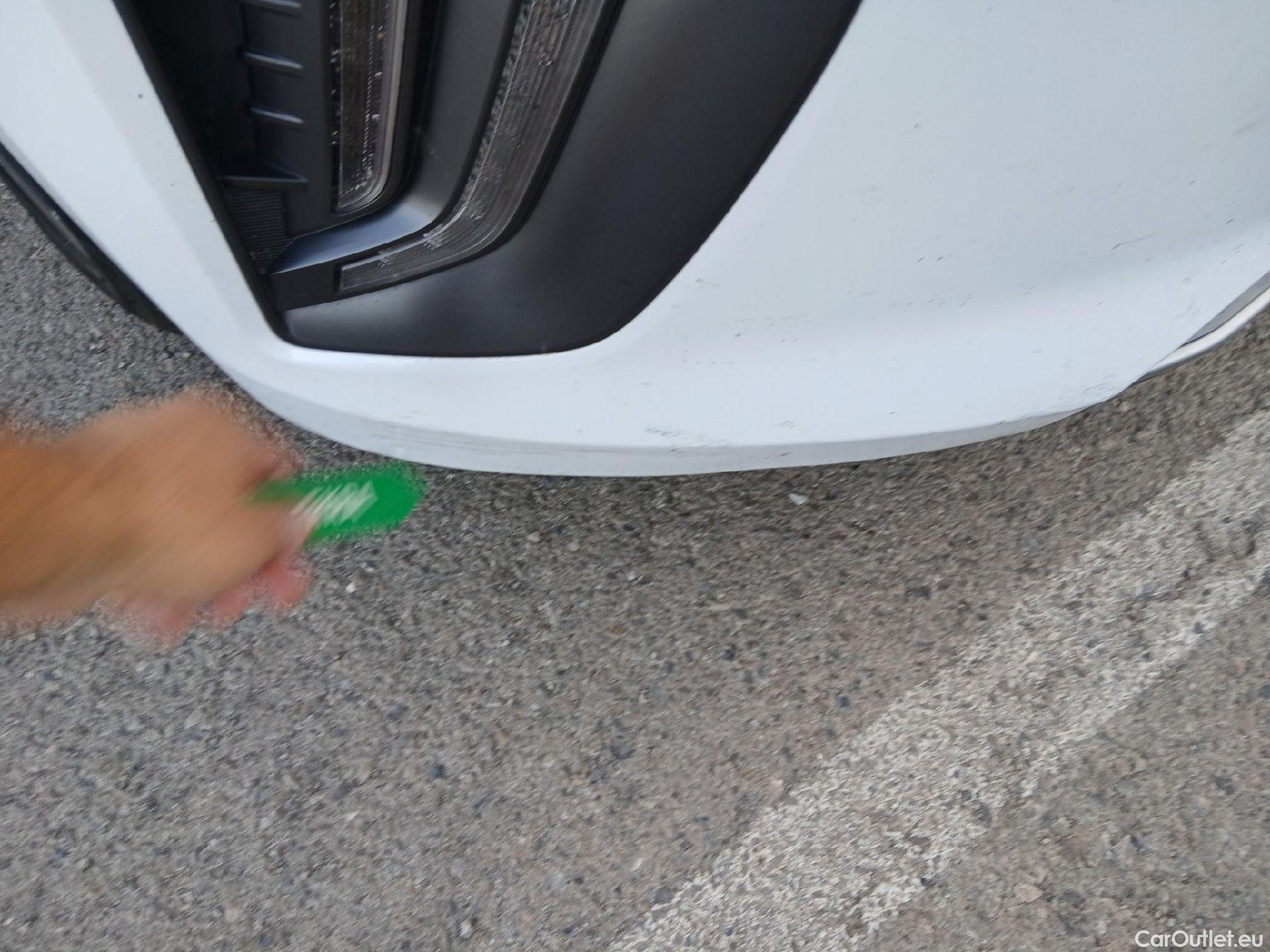  Hyundai   Ioniq HYUNDAI / 2019 / 5P / berlina con portón 1.6 GDI PHEV Klass DCT #2