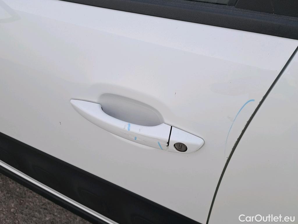  Citroen  C3 CITROEN  / 2016 / 5P / berlina con portón PureTech 60KW (82CV) FEEL (CX) #44