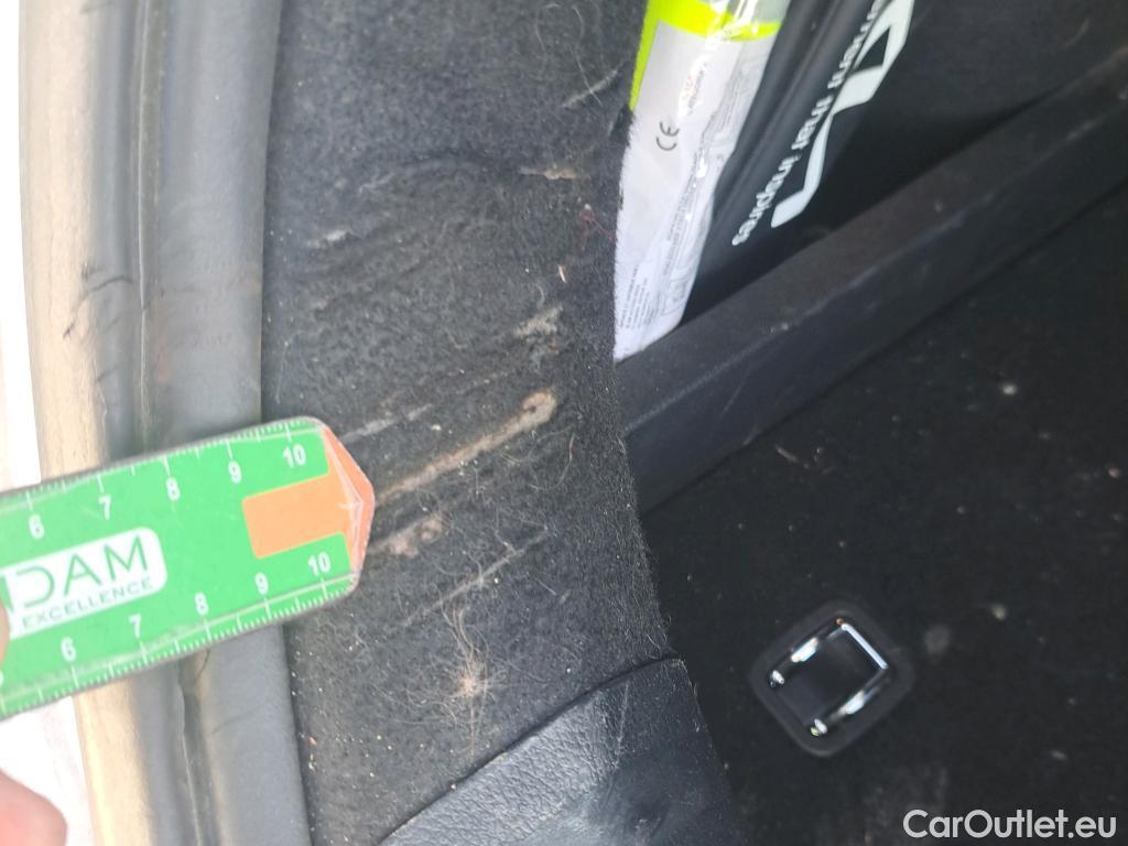  KIA  XCeed KIA  / 2019 / 5P / todoterreno 1.0 T-GDi Drive 88kW (120CV) #34
