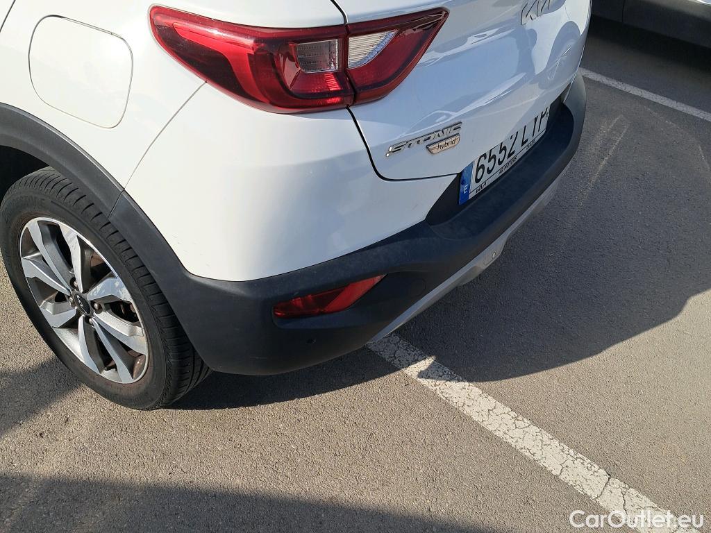 KIA  STONIC KIA  / 2017 / 5P / todoterreno 1.0 T-GDi 74kW (100CV) MHEV iMT Drive #21