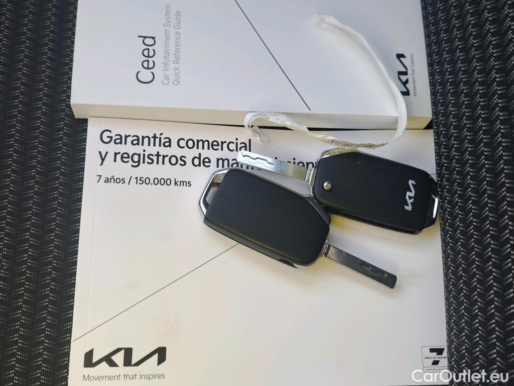  KIA  XCeed KIA  / 2019 / 5P / todoterreno 1.0 T-GDi Drive 88kW (120CV) #32