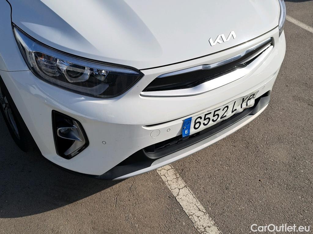  KIA  STONIC KIA  / 2017 / 5P / todoterreno 1.0 T-GDi 74kW (100CV) MHEV iMT Drive #19