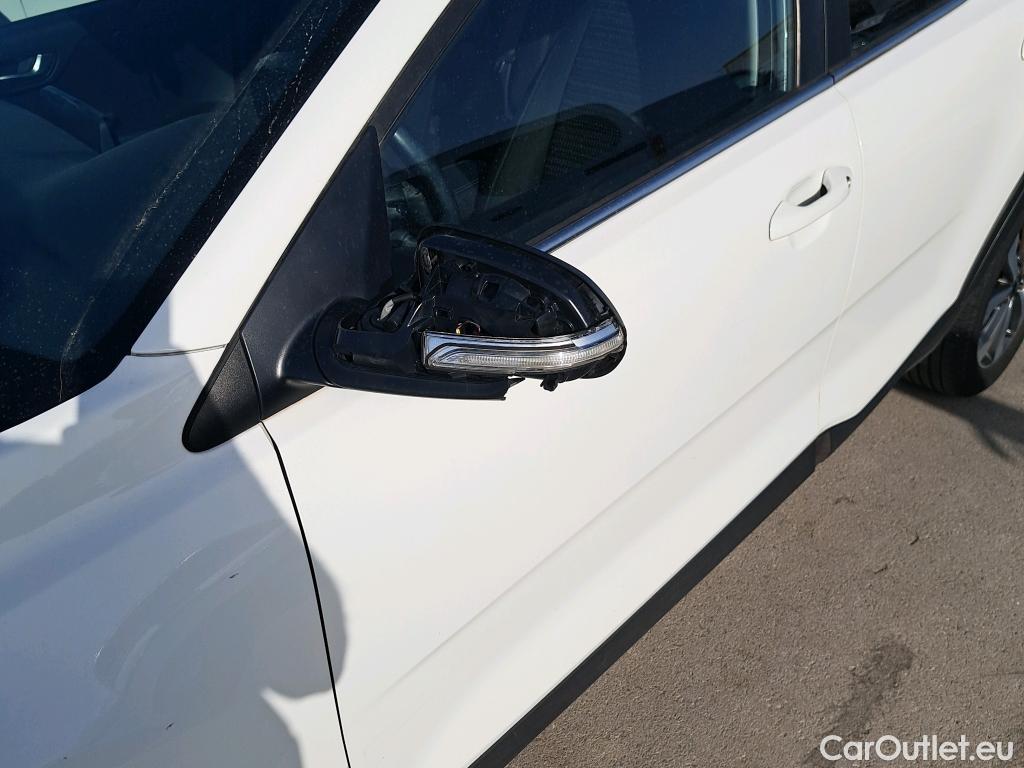  KIA  STONIC KIA  / 2017 / 5P / todoterreno 1.0 T-GDi 74kW (100CV) MHEV iMT Drive #15