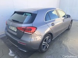  Mercedes  A-Klasse MERCEDES-BENZ Clase A / 2018 / 5P / berlina con portón A 180 #2