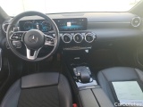  Mercedes  A-Klasse MERCEDES-BENZ Clase A / 2018 / 5P / berlina con portón A 180 #3