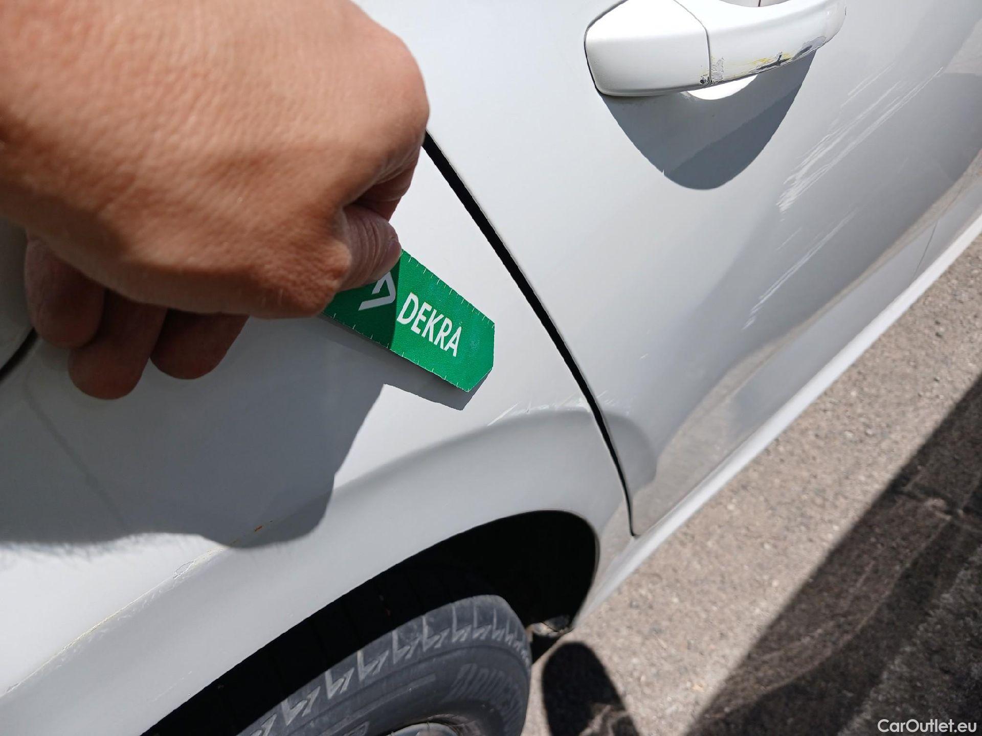  Skoda  KAMIQ SKODA  1.0 TSI 81kW (110CV) DSG Ambition (CX) #21