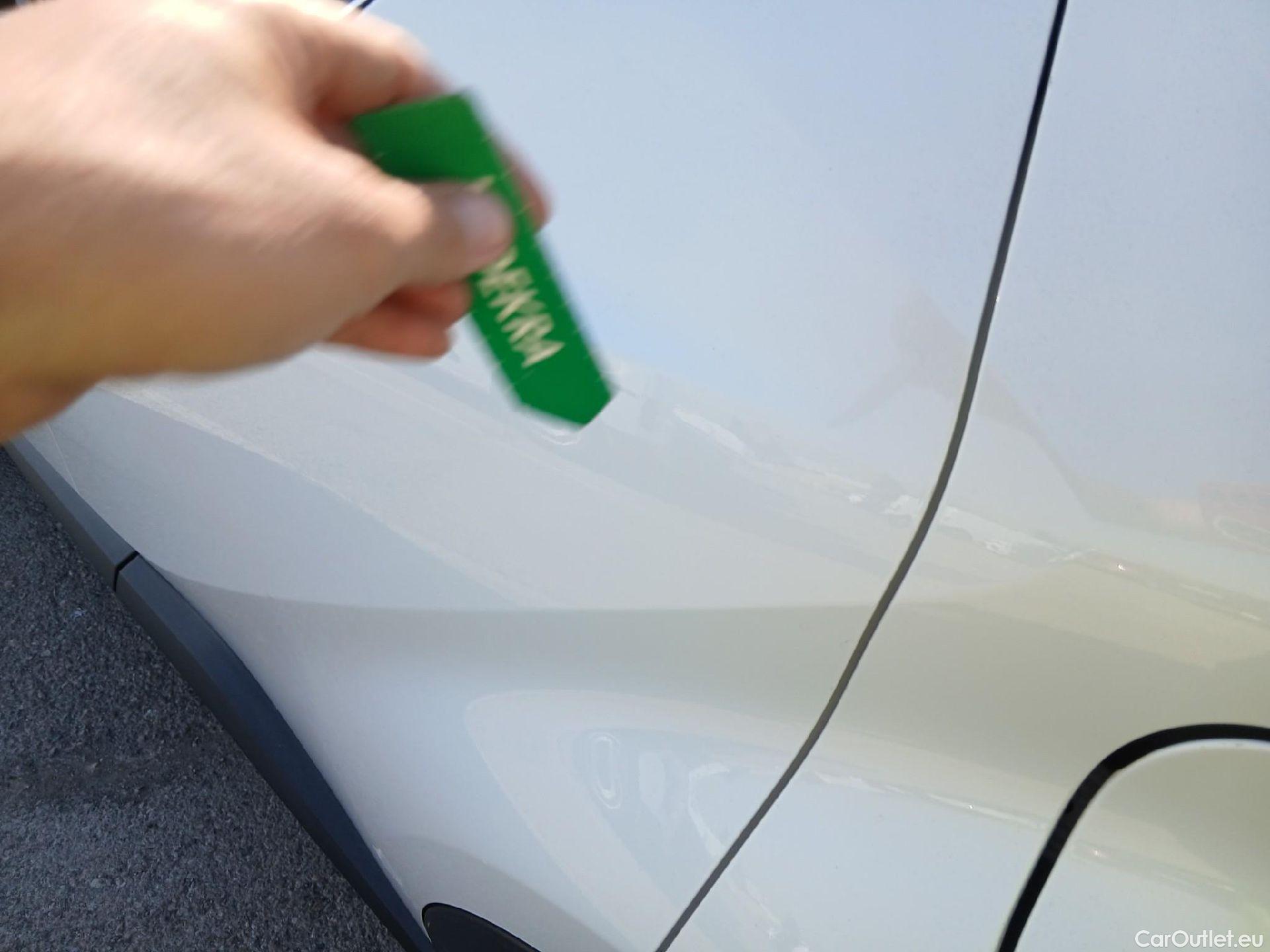  Toyota  C-HR TOYOTA  / 2016 / 5P / todoterreno 1.8 125H Advance #22