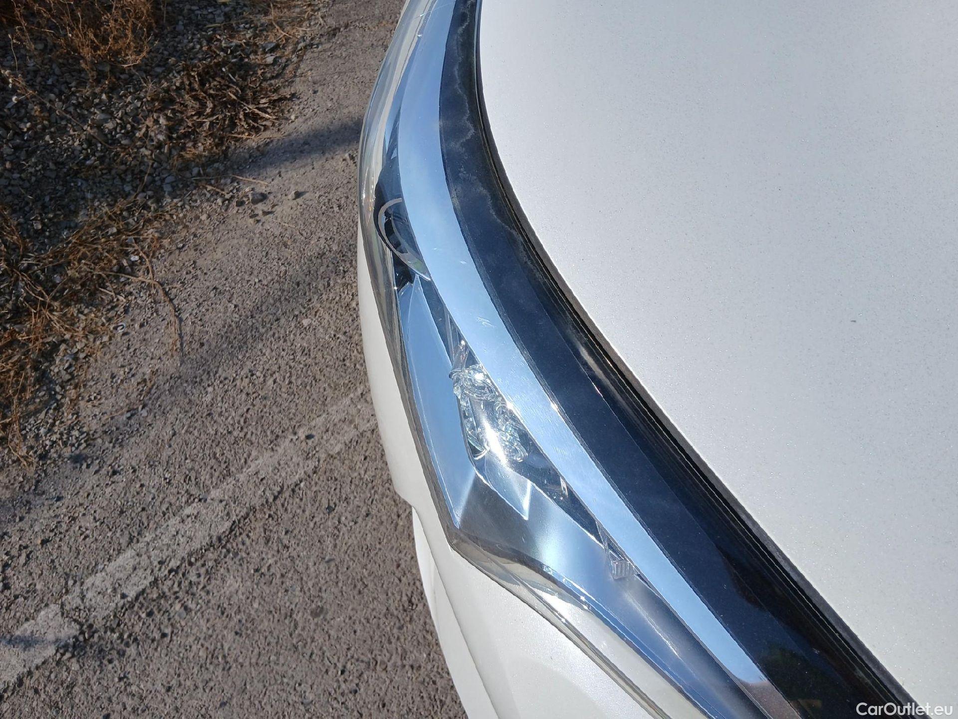  Toyota  C-HR TOYOTA  / 2016 / 5P / todoterreno 1.8 125H Advance #11