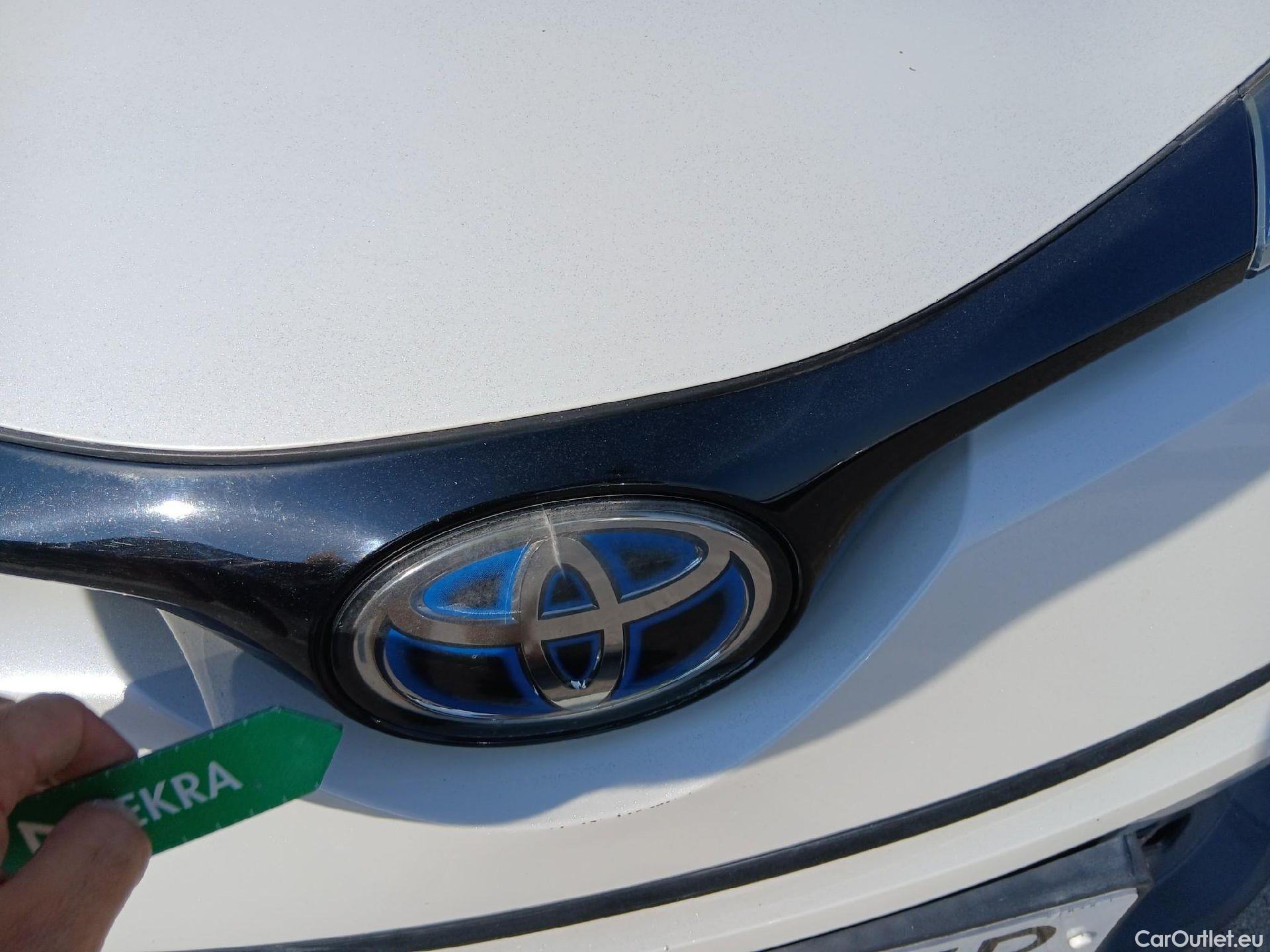  Toyota  C-HR TOYOTA  / 2016 / 5P / todoterreno 1.8 125H Advance #7