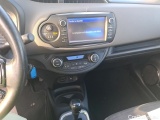  Toyota  Yaris TOYOTA  / 2017 / 5P / berlina con portón 1.5 100H Active #13